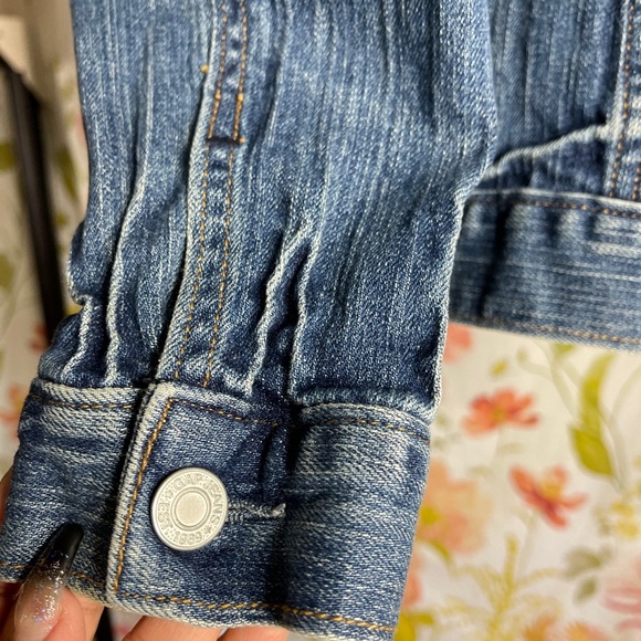 Gap Jean Jacket - Picture 4 of 6